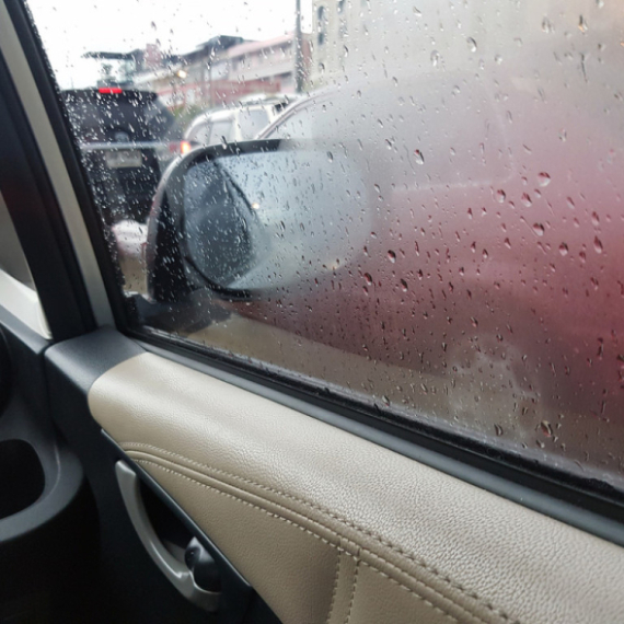 Kondenzacija i vlaga u automobilu – kako ih se rešiti