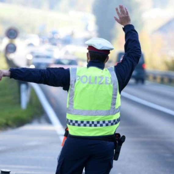 Nasilnička vožnja kod Novog Sada: Hrvat divljao na auto-putu; Više od 100 kilometara na sat preko dozvoljenog