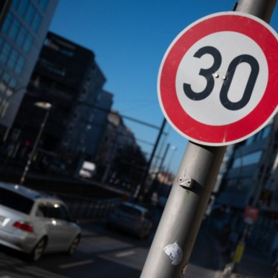 Ograničenje od 30 km/h u gradovima: EU navela sve prednosti, šta vi kažete?