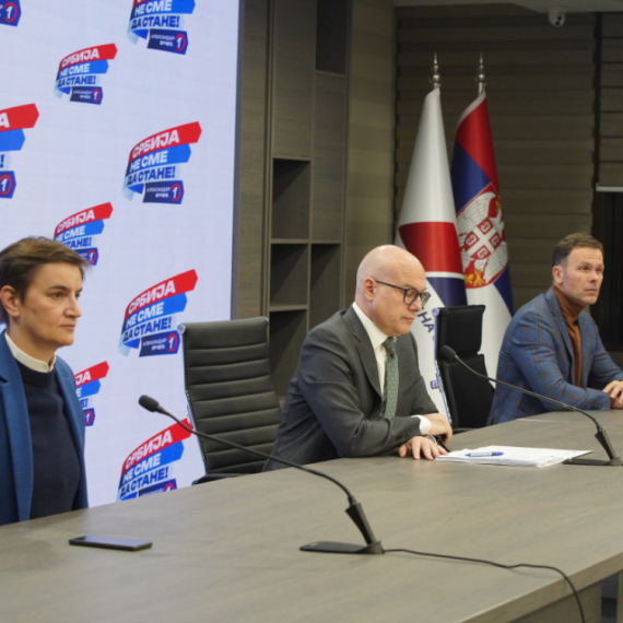 Dačić čestitao Vučeviću i članstvu SNS: Zajedno smo u mnogim izazovima dokazali da je moguće raditi u interesu