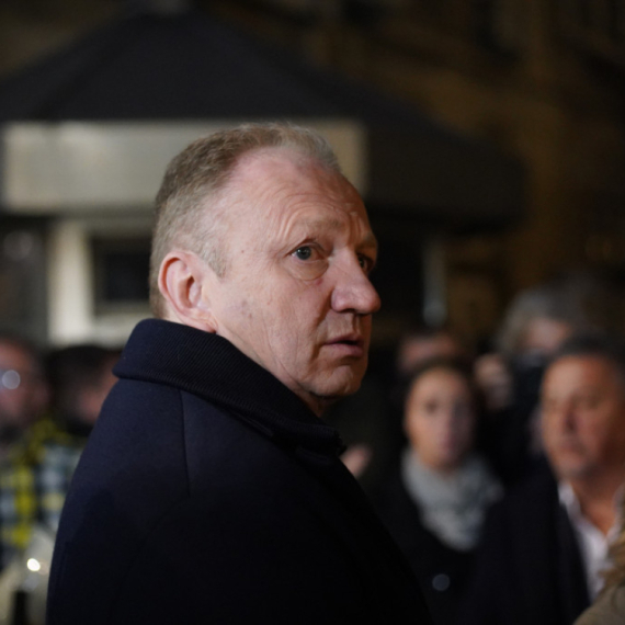 Novi udar blokadera na Đilasa – rasulo je sve veće i nezaustavljivo FOTO