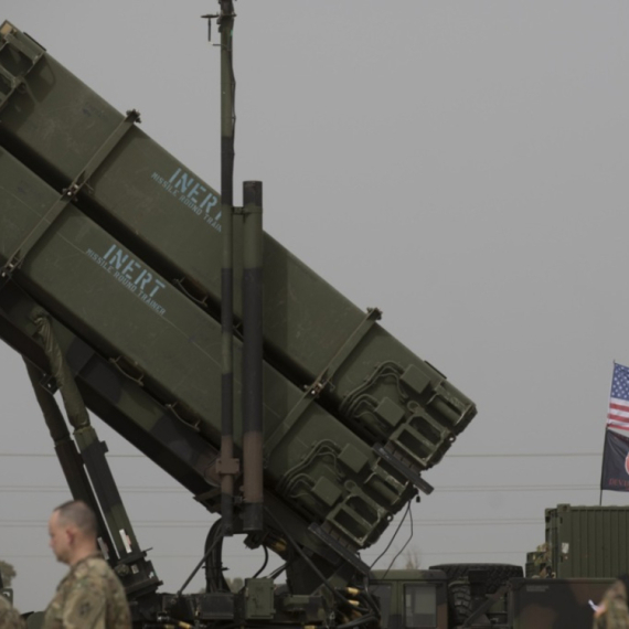 Nemačka plaća, Amerika isporučuje; Stiže novi paket oružja za Ukrajinu