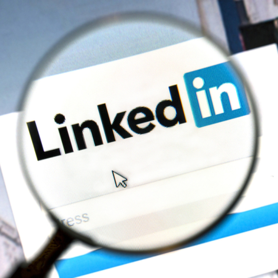 LinkedIn uvodi nove mere: Staje na put lažnim profilima i biografijama