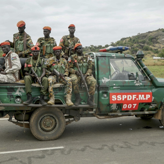 Uništene poslednja preostala bolnica i apoteka; Najmanje sedam poginulih u bombaškim napadima u Južnom Sudanu