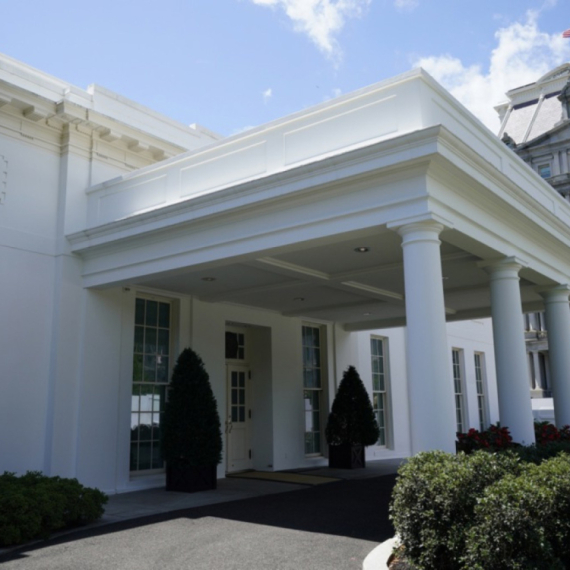 Bela kuća: To ste izmislili FOTO