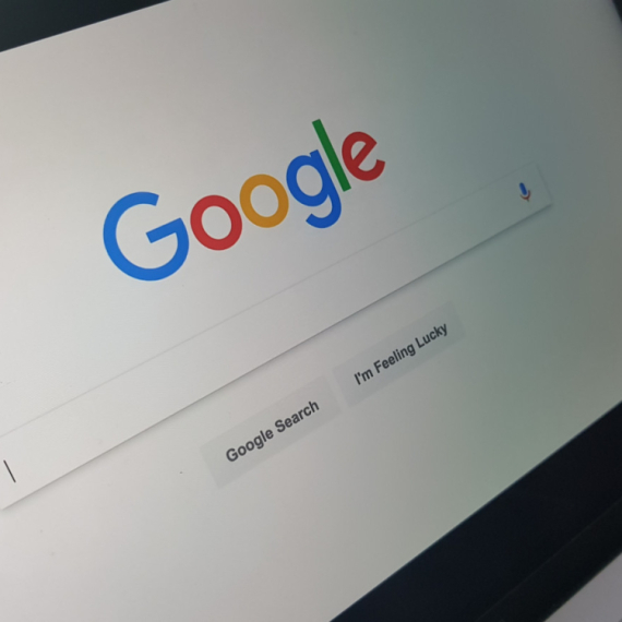 Google tuži servis koji je prodavao sadržaj prikupljen sa Search-a