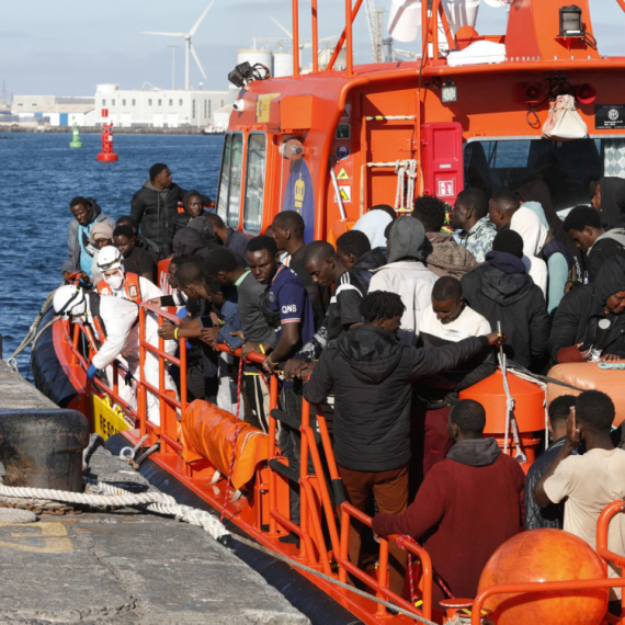 Velika akcija španske obalske straže: Spašeno 124 migranta