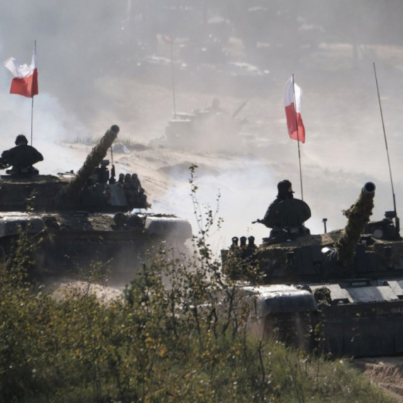 Poljska brani Evropu od pretnje sa Istoka: Tusk gradi najveću vojsku u EU