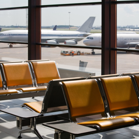 Šok na aerodromu: EU diplomatama rečeno – vi ste "persone non grata", odlazite