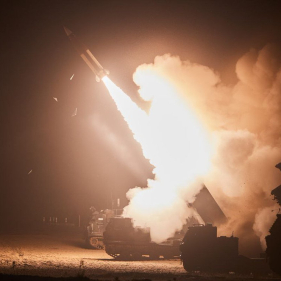 Padaju kô konfete: Rusi poskidali američke rakete koje su tajno isporučene Ukrajini FOTO