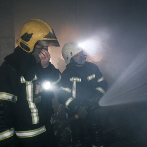 Vatra guta poznati hotel: Naređena hitna evakuacija; Ima povređenih