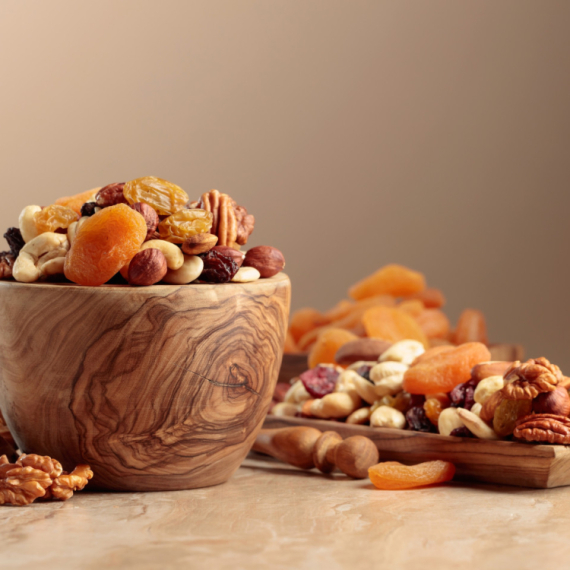 Ovaj orašasti plod se izdvaja od drugih: Šaka dnevno čuva srce, mozak i imunitet