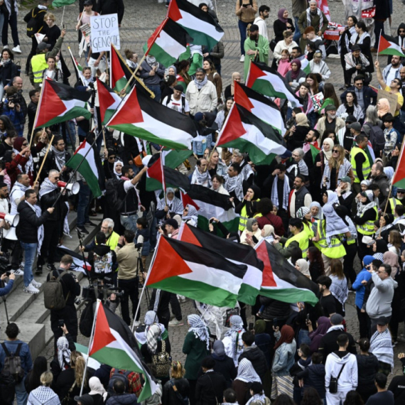 Raste napetost u Malmeu zbog izraelskog predstavnika: Na demonstracijama više od 40.000 ljudi FOTO