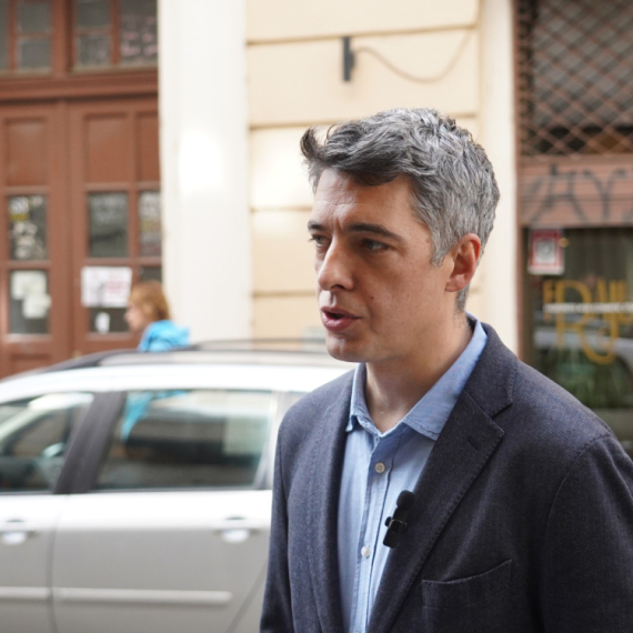 Mediji: Iza Miketića brojni skandali, a danas diže revoluciju