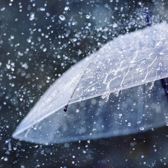 RHMZ objavio najnoviju prognozu: Još nekoliko dana kiše, a onda obrt – evo kad se vraća sunce