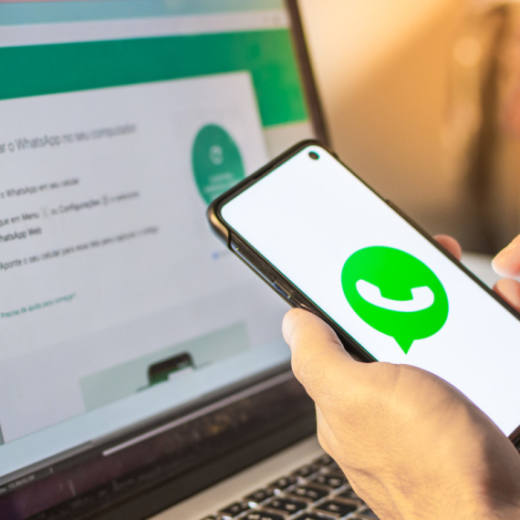 Sve to neko plaća: Kako zarađuju WhatsApp i druge "besplatne" aplikacije?