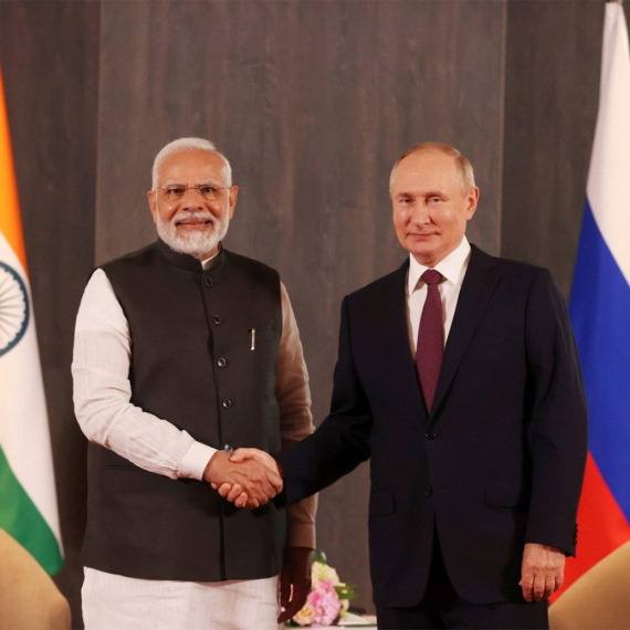 Putin i Modi razgovarali telefonom: Naši odnosi se razvijaju dinamično u svim pravcima