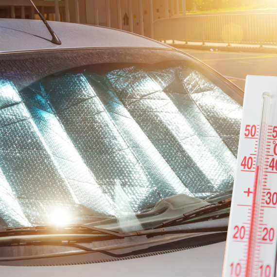 Ovo je najefikasnija oprema za zaštitu unutrašnjosti automobila od sunca i vrućine