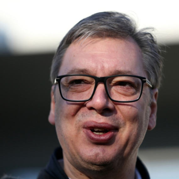 Vučić sutra prisustvuje otvaranju izložbe "Niti državnosti"