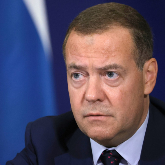 Medvedev oštro o EU: Postali su neprijateljski savez prema Moskvi