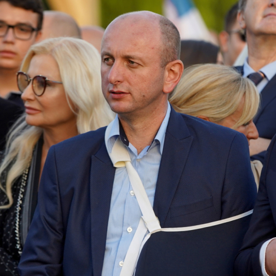 Sramno: Policija upotrebila silu u Botunu, napadnut Milan Knežević – uhapšen i predsednik opštine Zeta