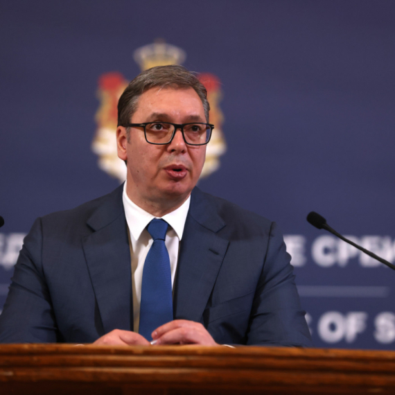 Regionalni refleks mržnje i spirala zla: Vučić kao meta zajedničke propagande "medija" iz Podgorice i Zagreba