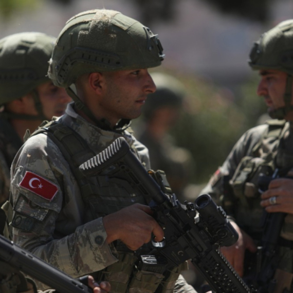 SAD i Izrael u klinču; Tuska vojska stiže u Gazu?