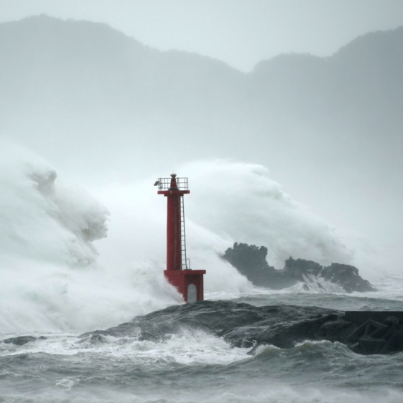 Tragedija na Henoku: Čamci s učenicima se prevrnuli; Dvoje mrtvih