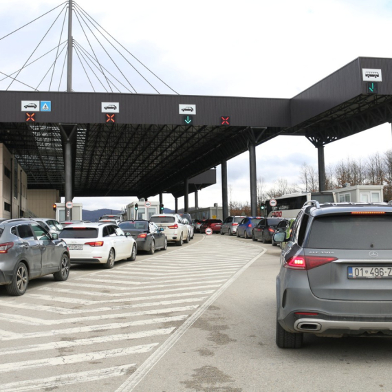 Zaplenjeno milion evra na Merdaru