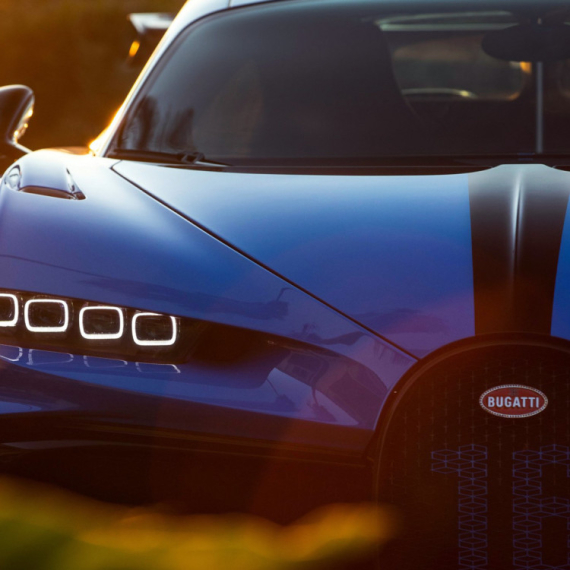 Nije skupljao prašinu u garaži: Ovaj Bugatti je prešao preko 175.000 km! FOTO