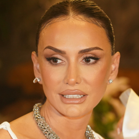 Emina Jahović pokradena za više od 50.000 evra: Ostala bez skupocenih stvari i novca