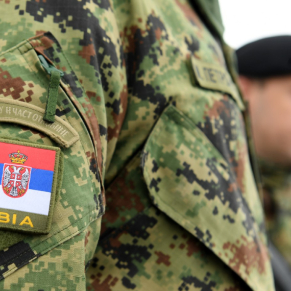 Da li su momci u Srbiji spremni za vojni rok: "Može, ali..." VIDEO/ANKETA