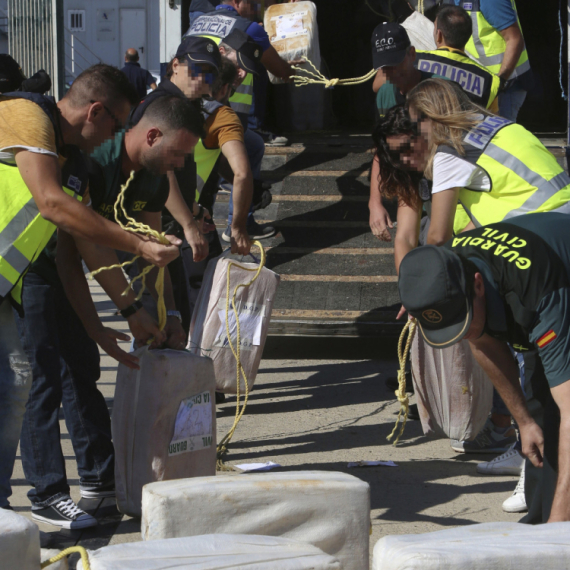 Tone kokaina slali u jednu od glavnih luka, pa im se policija našla na putu: Zaplene povećane za šest puta