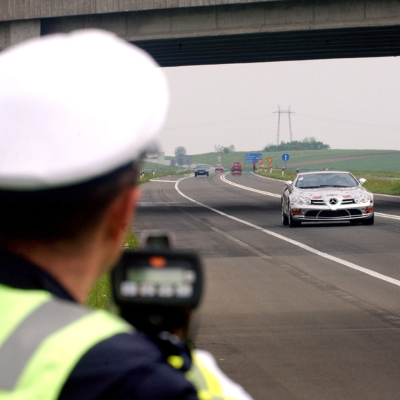 Zaplena automobila, kazna zatvora... ove zemlje ne praštaju za prebrzu vožnju