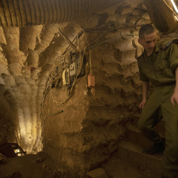 IDF objavio snimak: "Ovo je Hezbolahov tajni tunel" VIDEO