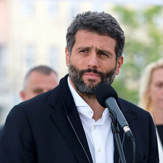 Šapić: Ukinućemo skretanje levo na raskrsnicama gde god može