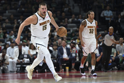 Slika za "Ludnica" u NBA: Svi kreću na Jokića