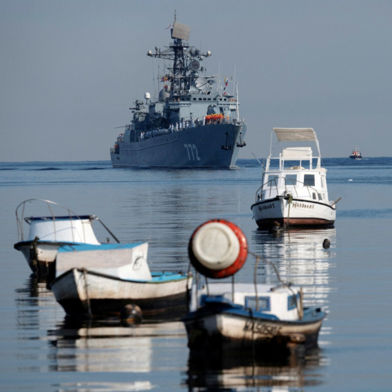 Zaplenjen ruski teretni brod iz "flote iz senke"