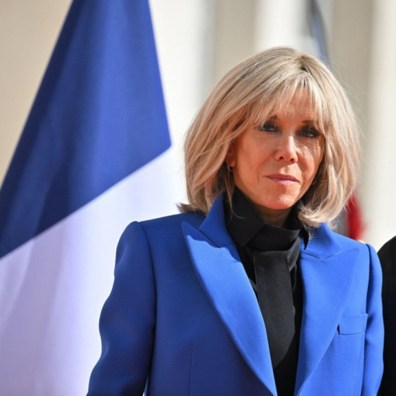 Ćerka Brižit Makron svedočila na sudu: "Trpela je strašne posledice zbog laži i uvreda"