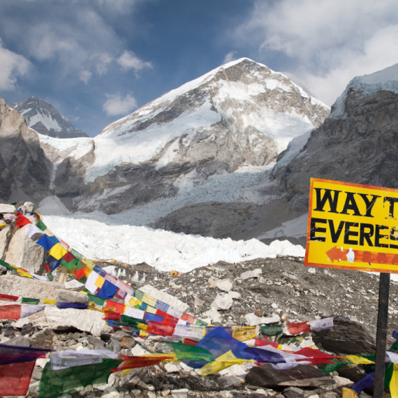 Pronađeno stopalo alpiniste na Mont Everestu nakon 100 godina