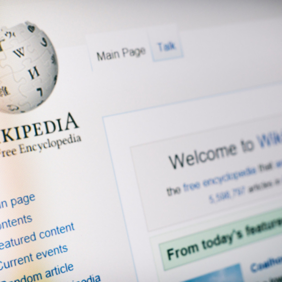 Wikipedia beleži pad posete: Poznat krivac