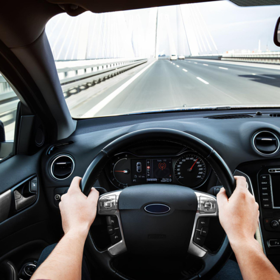 Stručnjaci predlažu: Strože kazne i oštrija pravila za probne vozačke