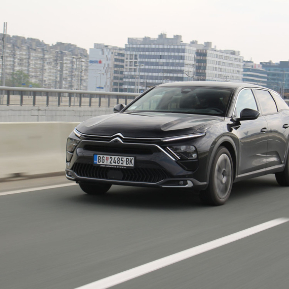 Test: Citroën C5 X – lađa FOTO