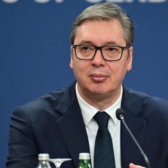 Vučić se obraća u 20.00 časova