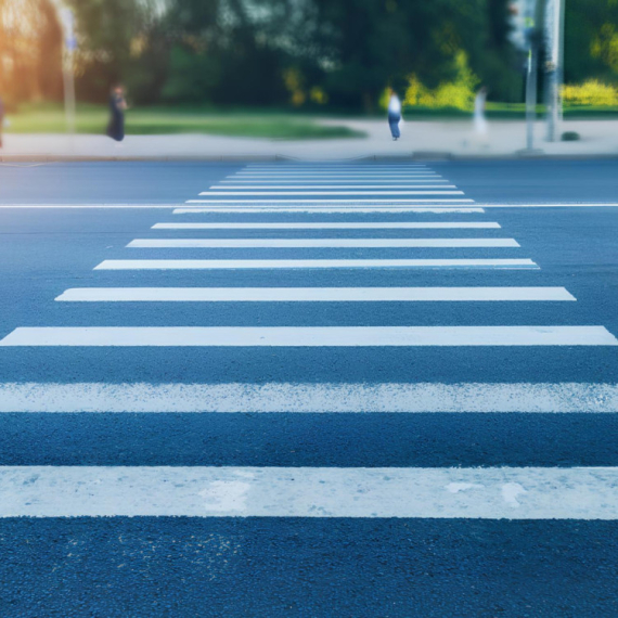 Prvi pešački prelaz: Dan koji je promenio istoriju saobraćaja