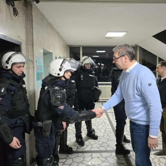 Vučić urgently came to Novi Sad sending a clear message: Citizens of Serbia, violence is not allowed.