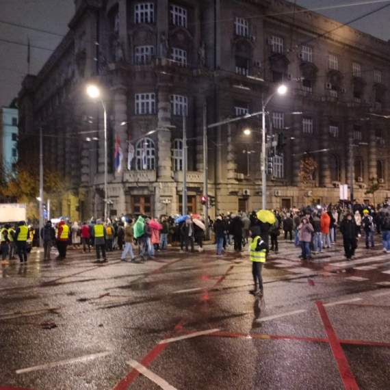 Nova faza ludila opozicije: Idemo u rat protiv mašina VIDEO