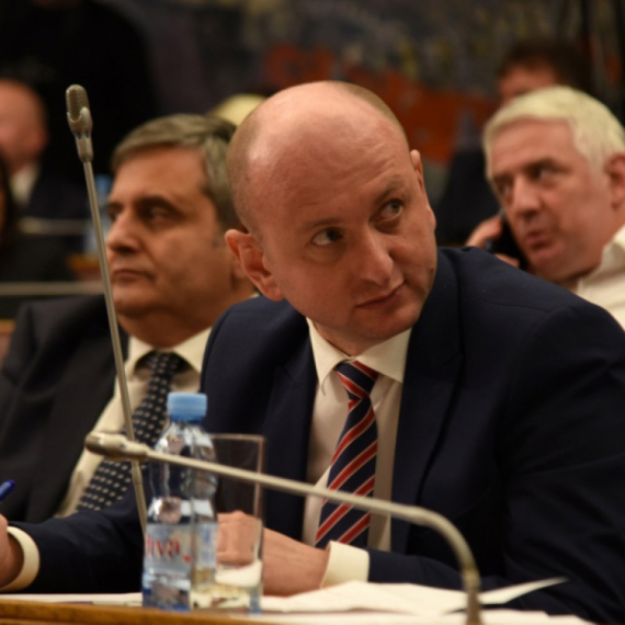 Milan Knežević: Beograd je glavni grad Crne Gore VIDEO