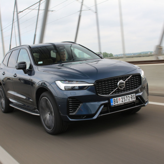 Test: Volvo XC60 Recharge – skandinavska škola FOTO