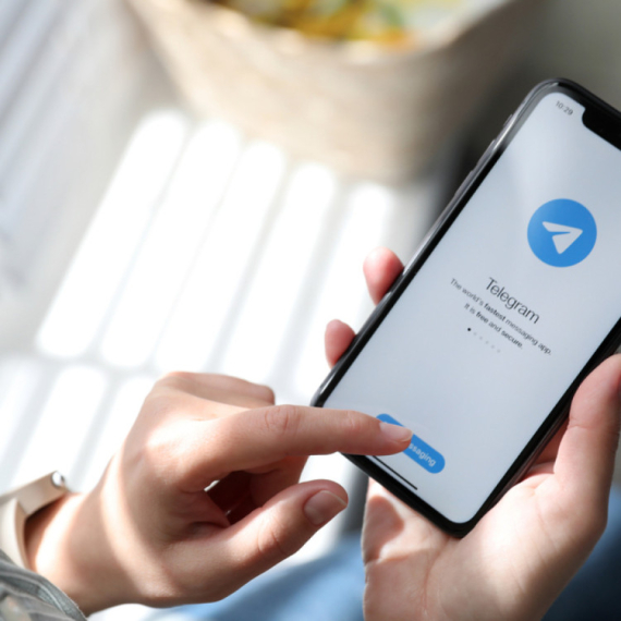 Blokiraju Telegram